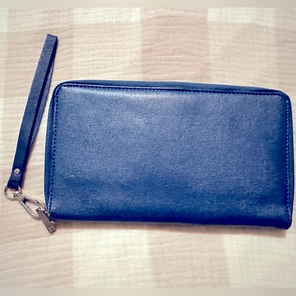 Kiki K Large Passport Wallet - Picture 3 of 6